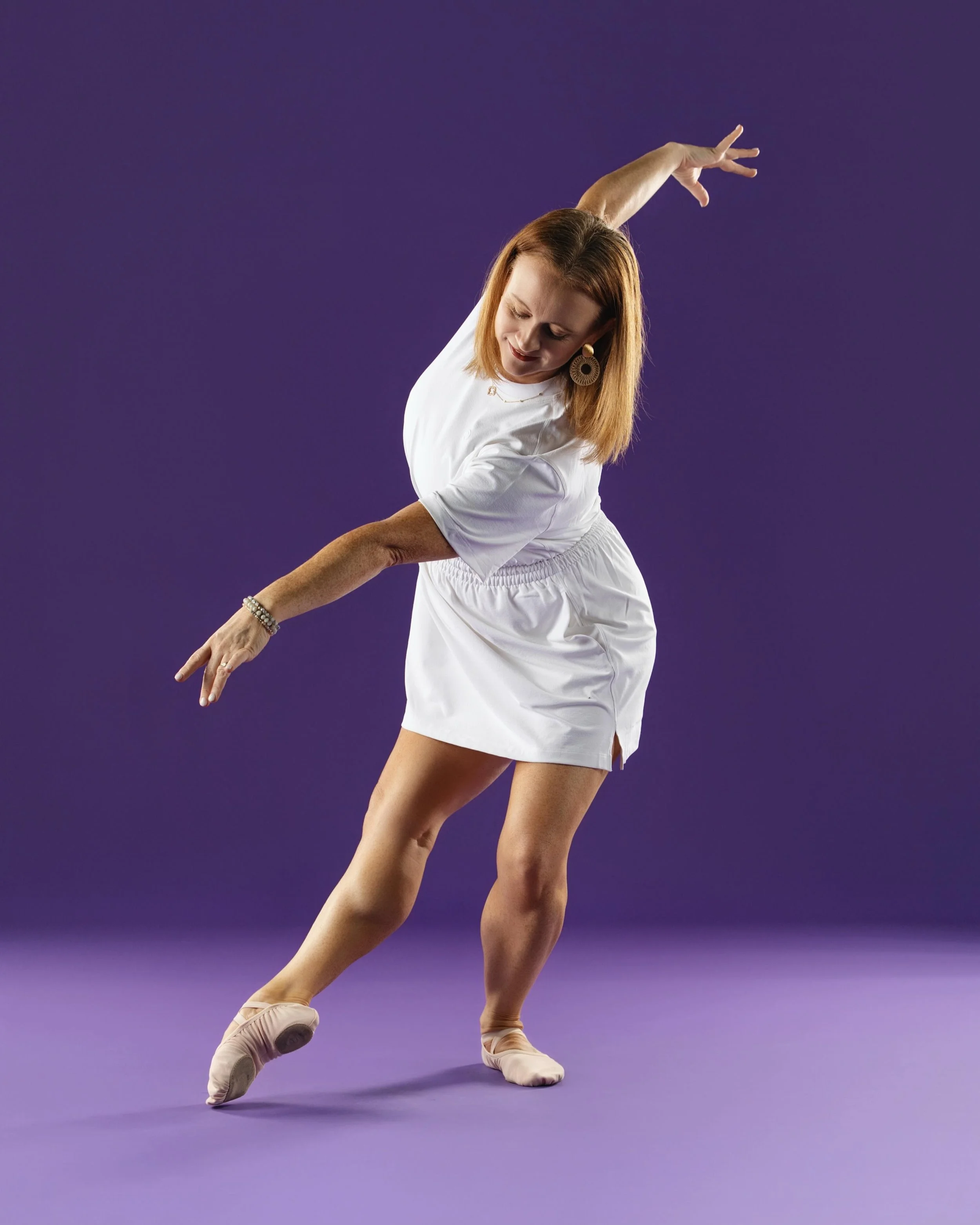 Happy Birthday to our ballet queen, Miss Jolene! We are so lucky to have you at CEDC and thankful for you everyday! Enjoy your special day! Please help us with Miss Jolene a great bday! 

@ballet_with_jolene_ 
@jparker582 

#birthdayqueen