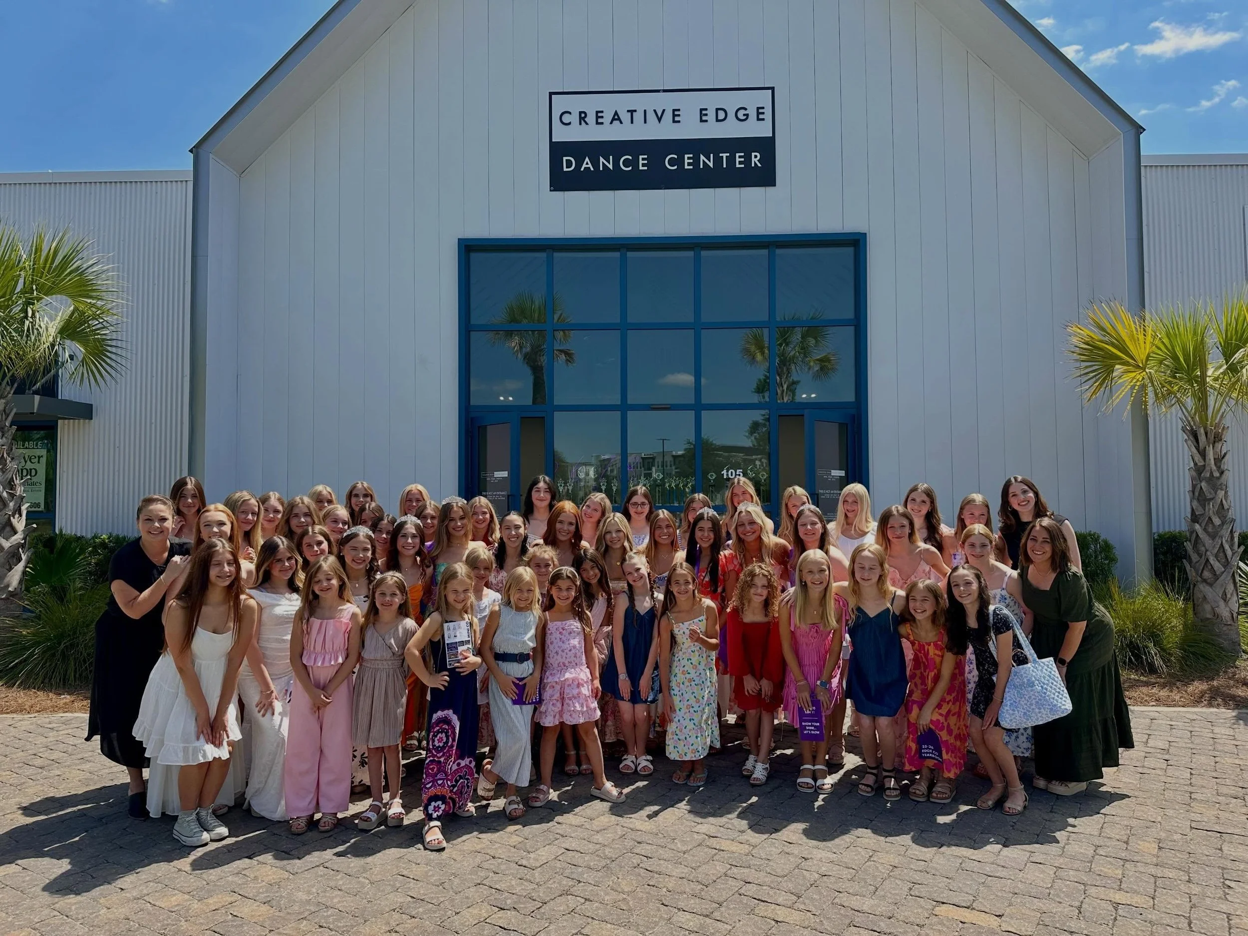 We can&rsquo;t believe Season 11 is coming to a close! Our Edge Co dancers enjoyed a day of celebrating the season, our graduating seniors, superlatives and awards. And then we welcome in the new season by passing the crown to our rising seniors! 

W