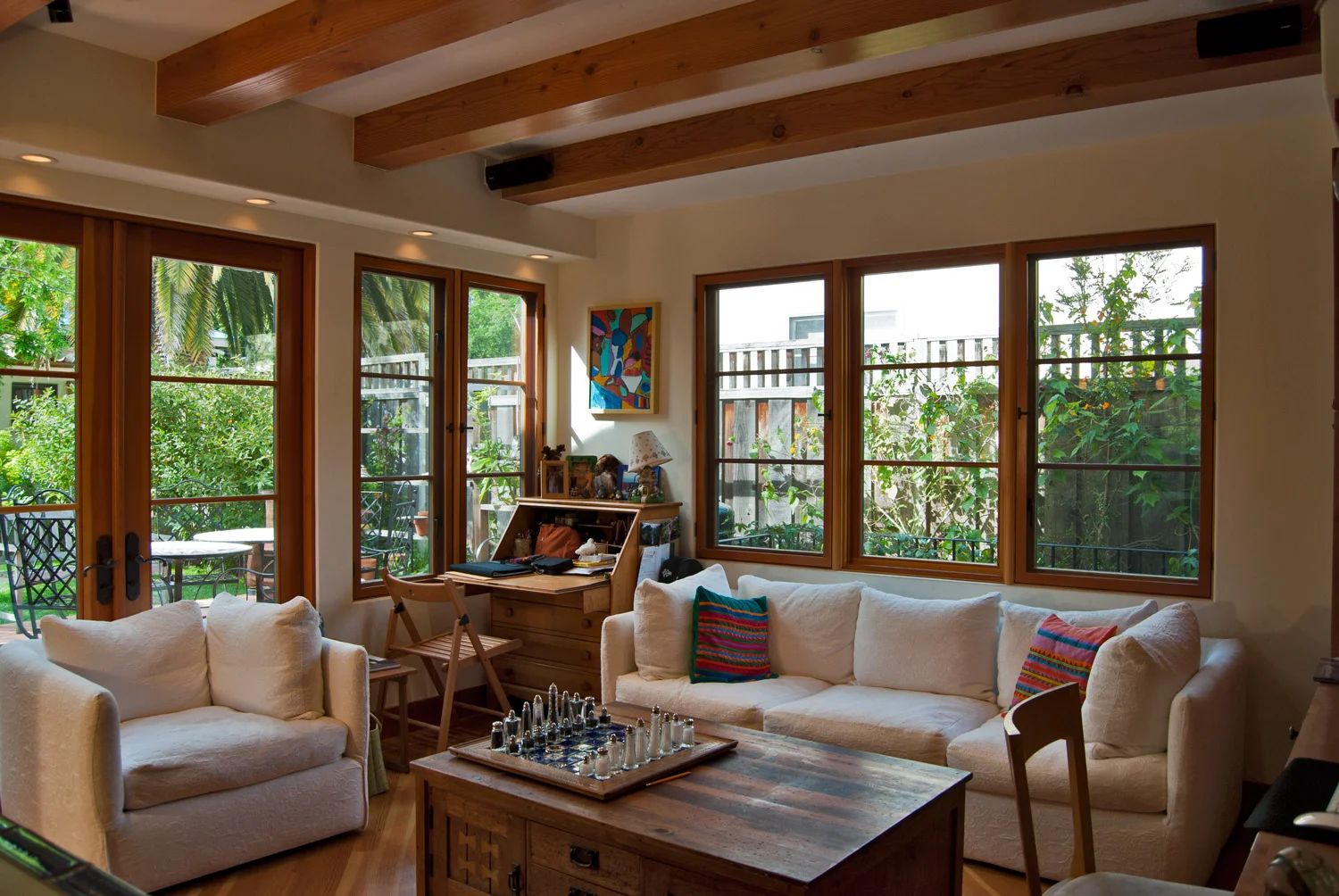 familyroom.jpg