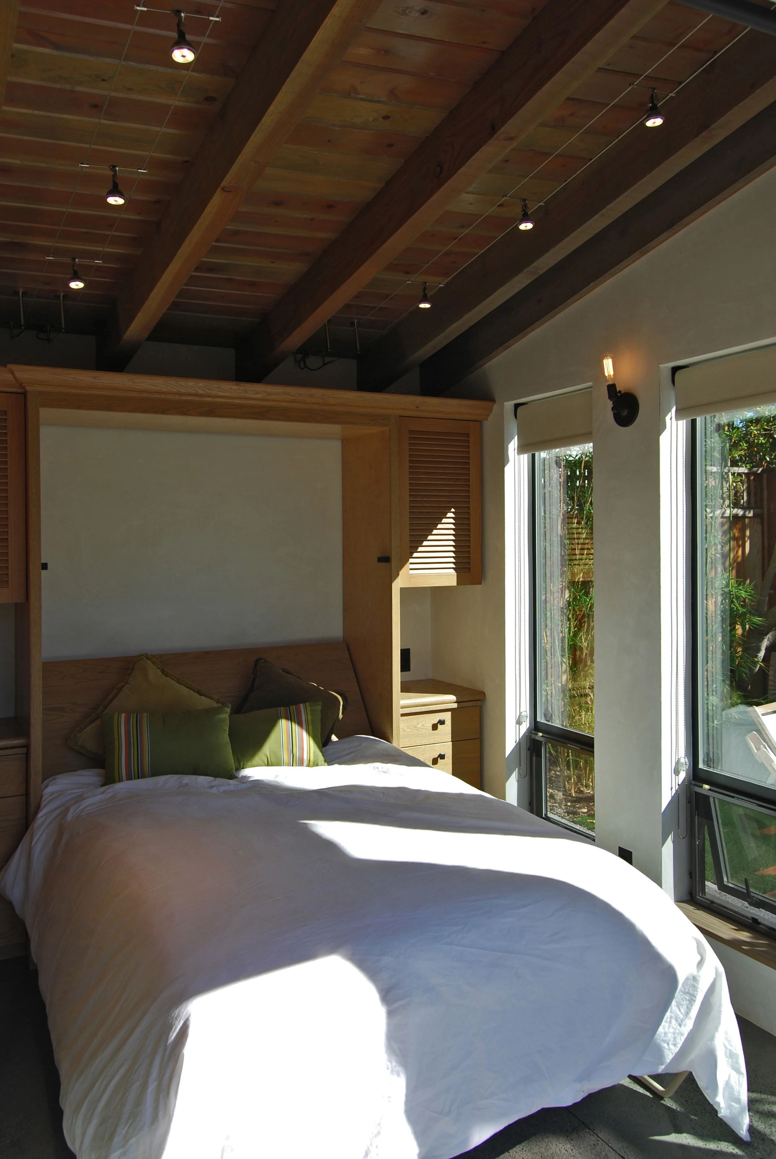 interior1.jpg