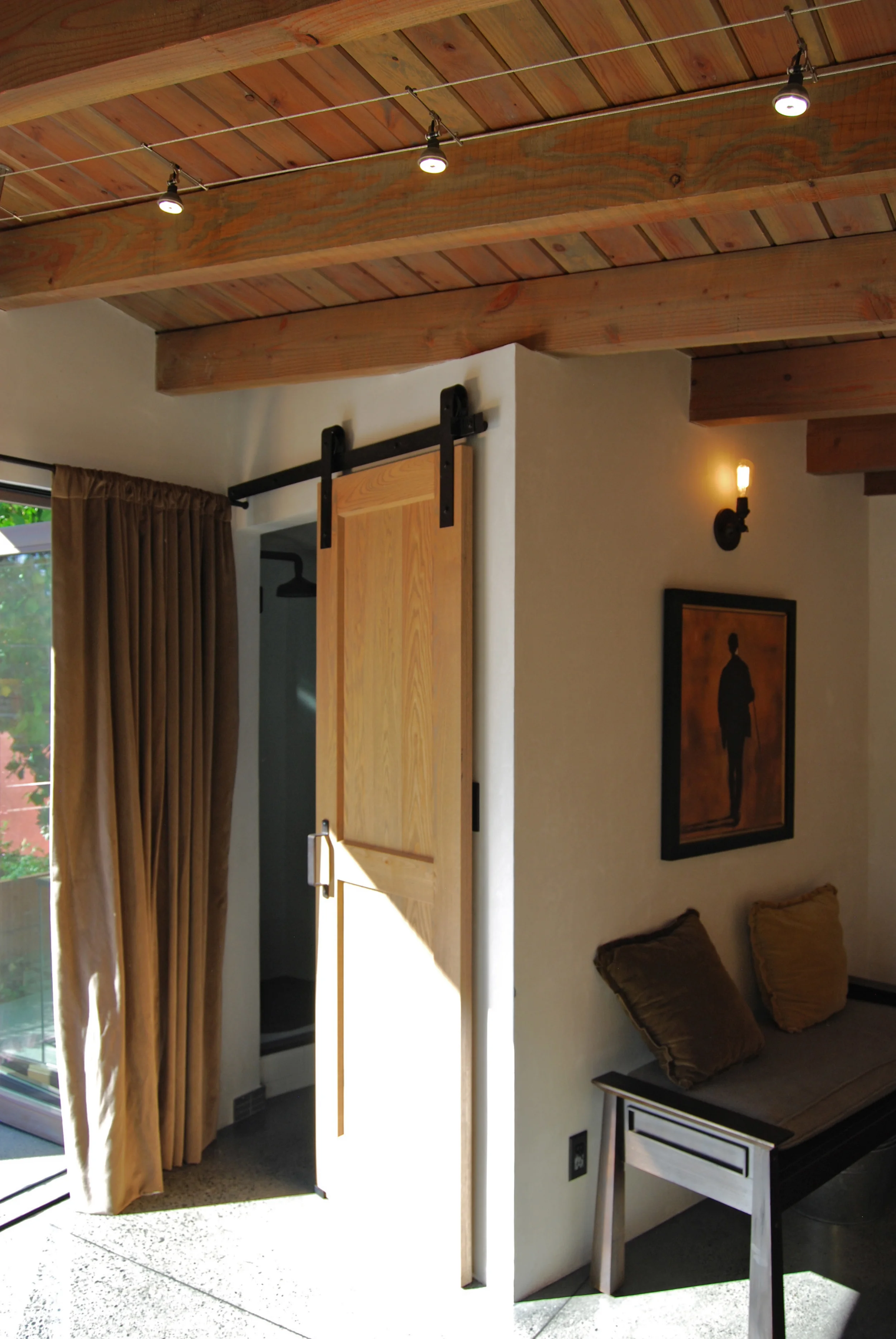 interior2.jpg