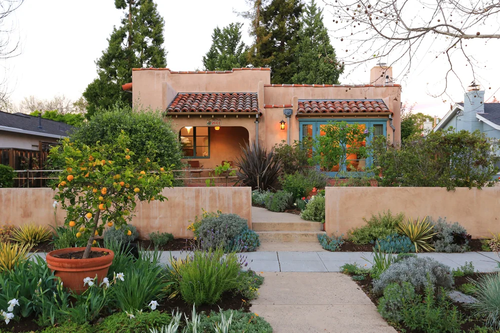 front_exterior3.jpg