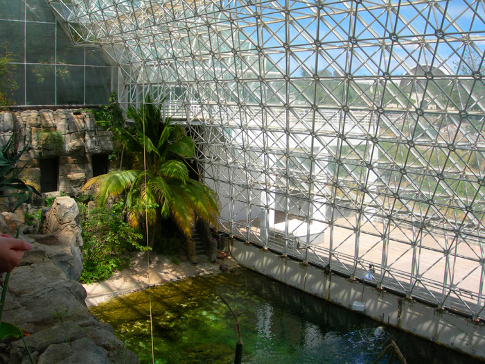 Biosphere 2 | Tropical Ocean Cliff