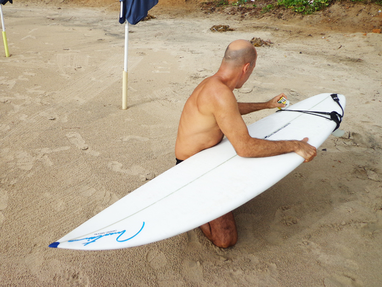 luis-duno-gottberg_surf.jpg