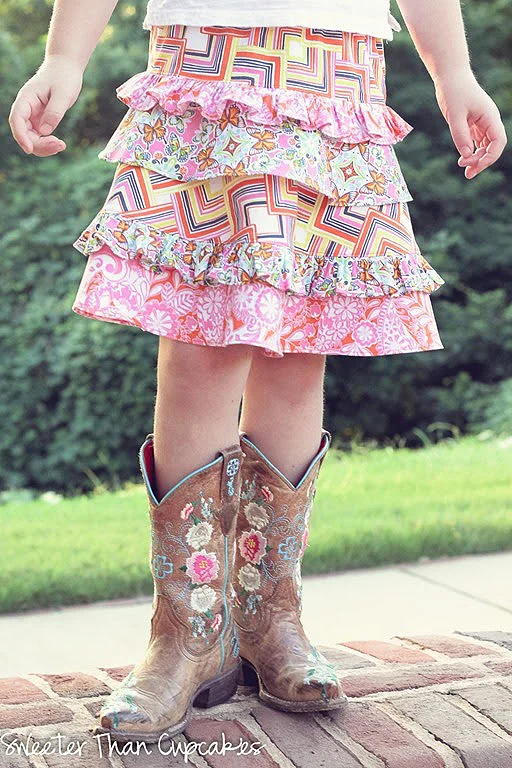 Skirt sewn by Courtney Davis of the Sweeter Than Cupcakes blog using fabrics from Josephine Kimberling's Field Day fabric collection with Blend Fabrics