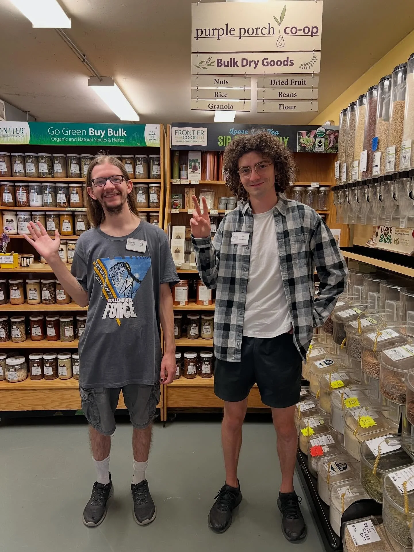 🌱 A little changing of the guard here at Purple Porch!
After more than a year of keeping our Bulk Department stocked, sorted, and running smoothly, we&rsquo;re sending our beloved Bulk Dept. Lead Teo off with the biggest scoop of gratitude we&rsquo;