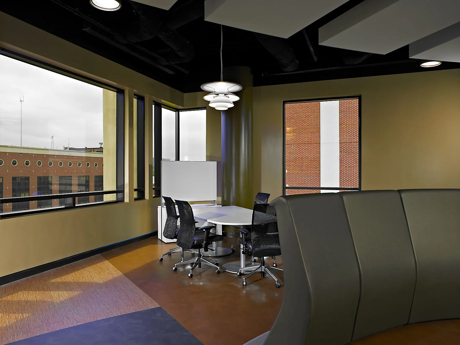 I504_Institutional_PHOTO3.jpg