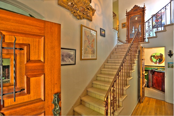 Rodgerton_Staircase Hallway 1.jpeg