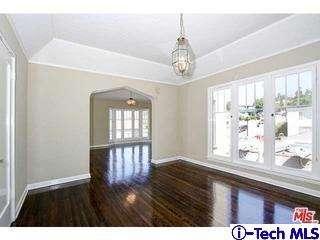 315008824IT-2.jpg