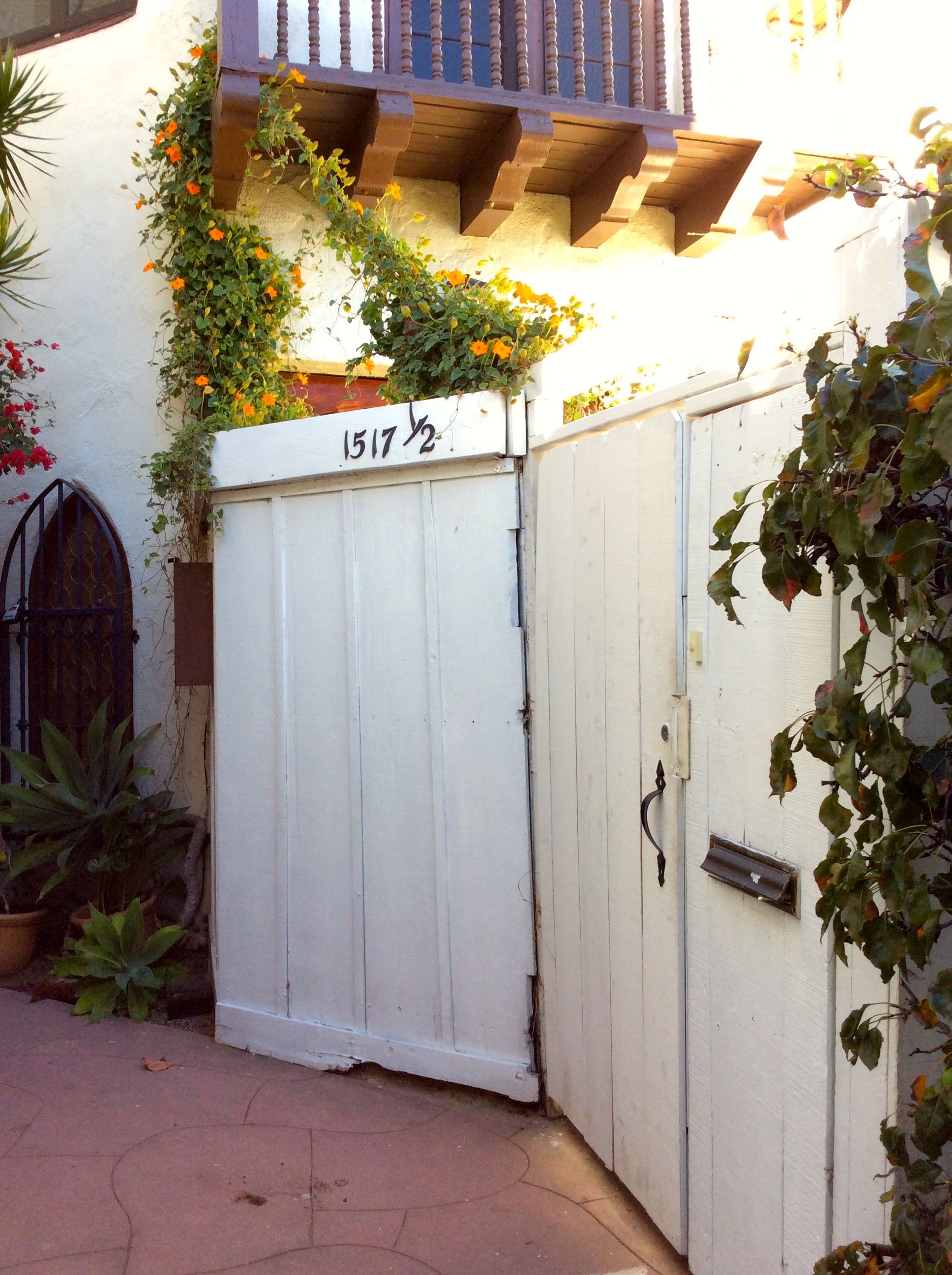 1515 Hayworth Exterior 4.jpg