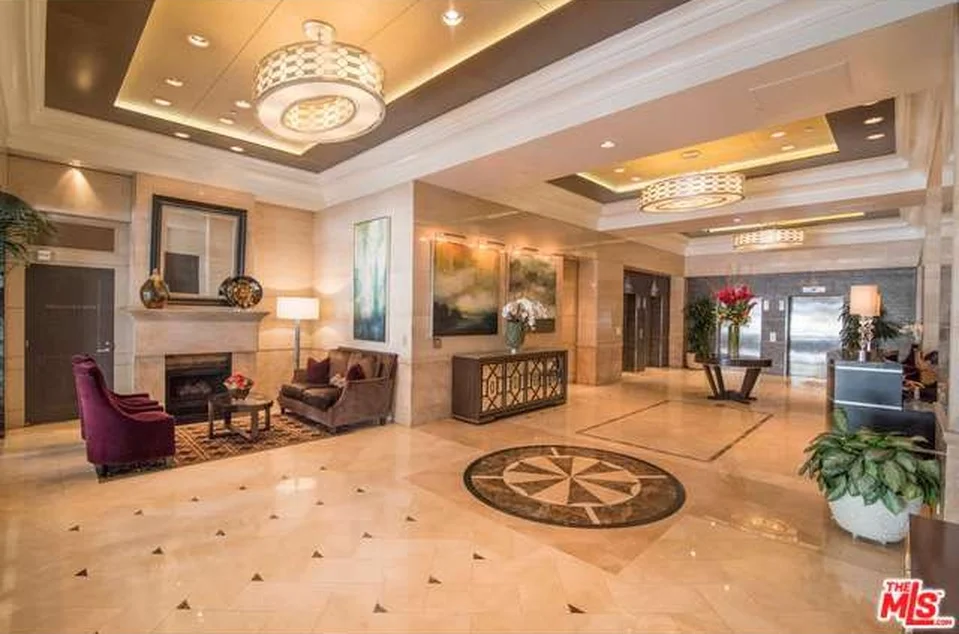 10520 Wilshire Blvd #1