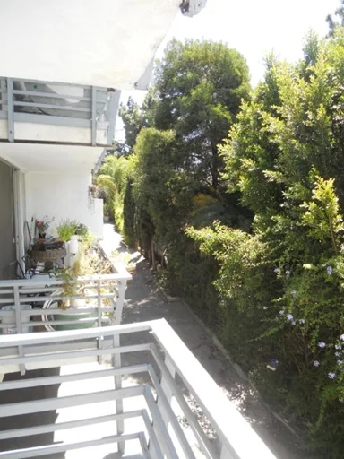 1920 Hillcrest Exterior Balcony : Parking.jpg