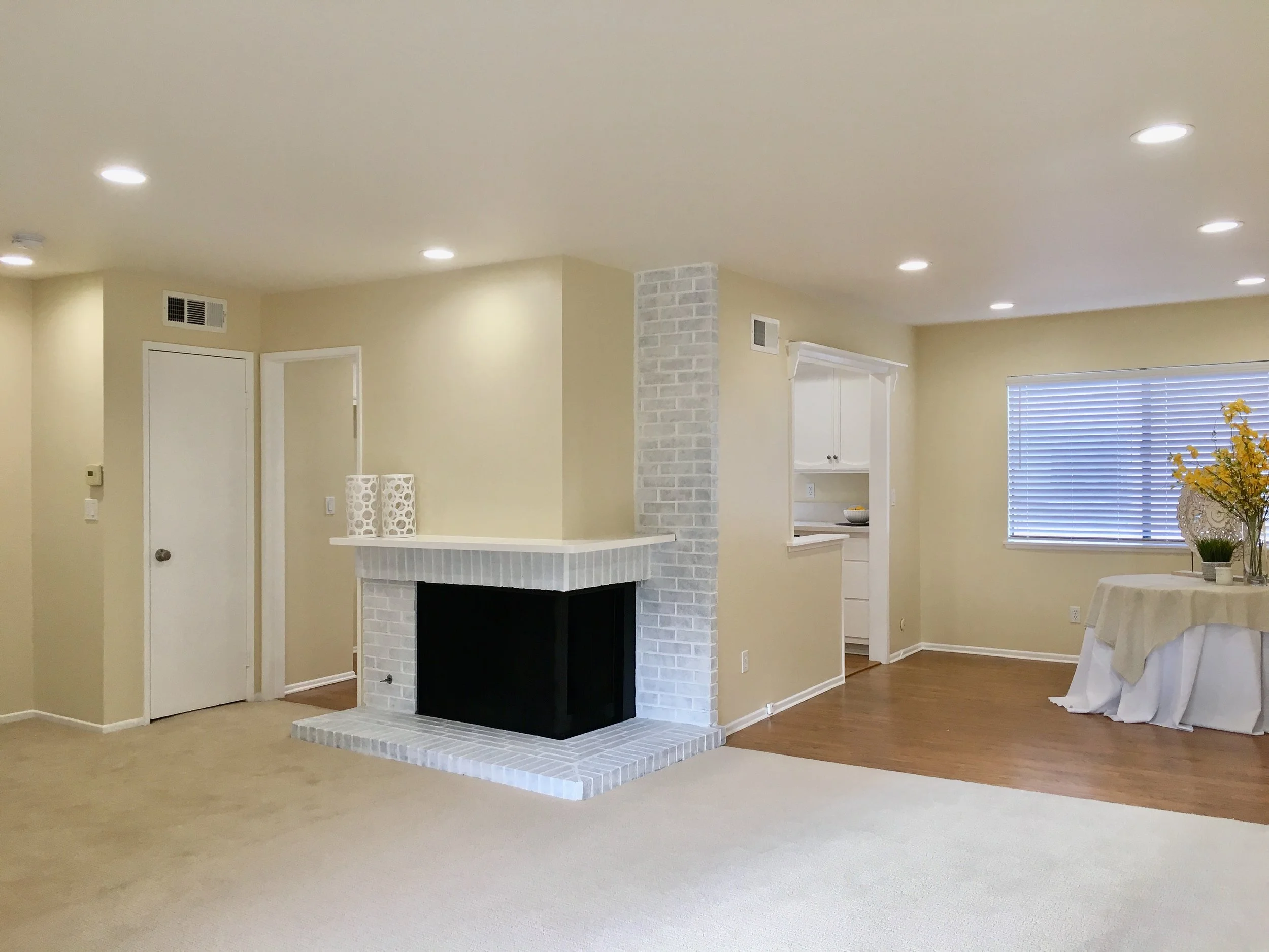 5352 Las Virgenes Rd
