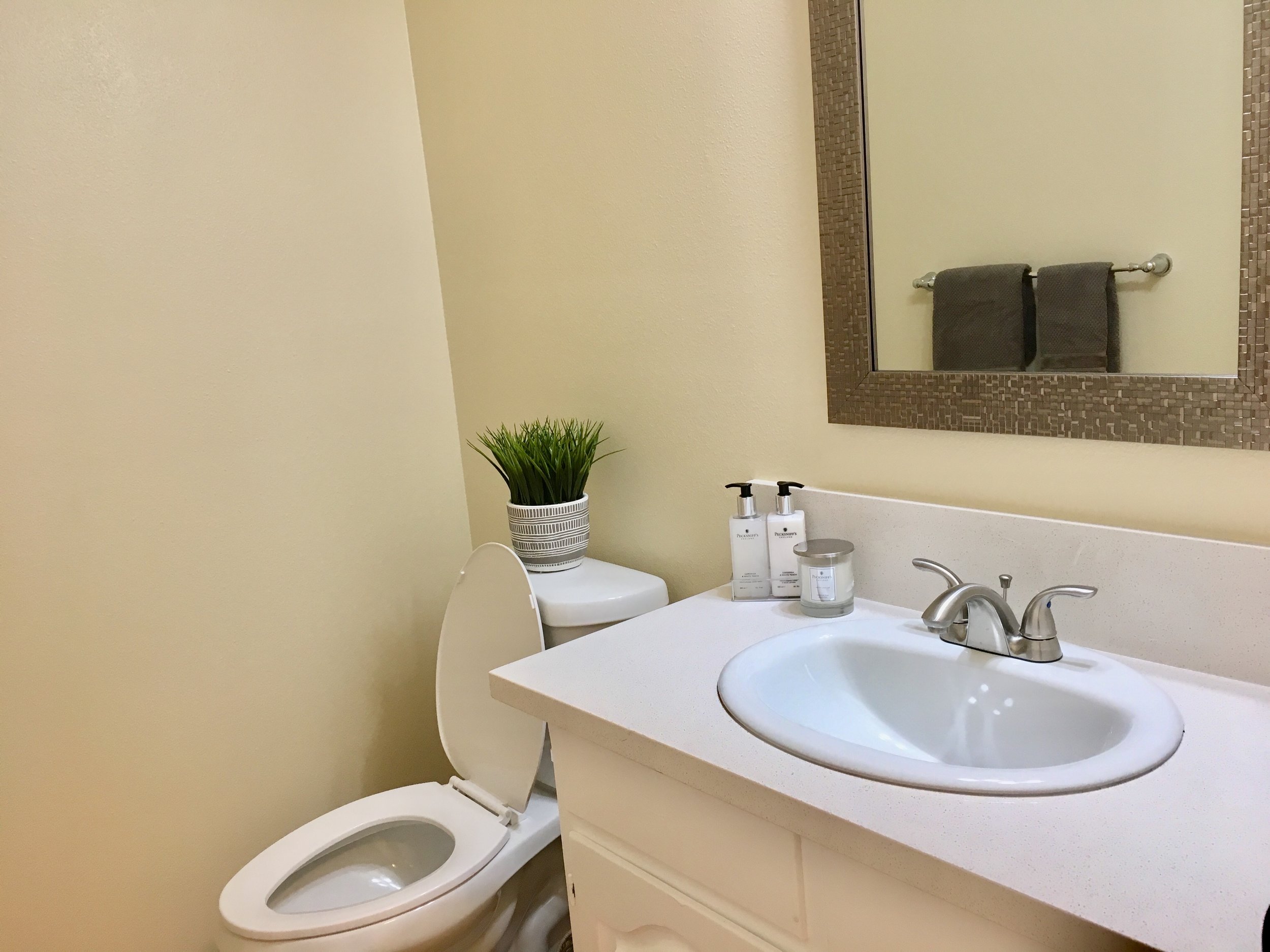 5352 Las Virgenes Rd 18.jpg