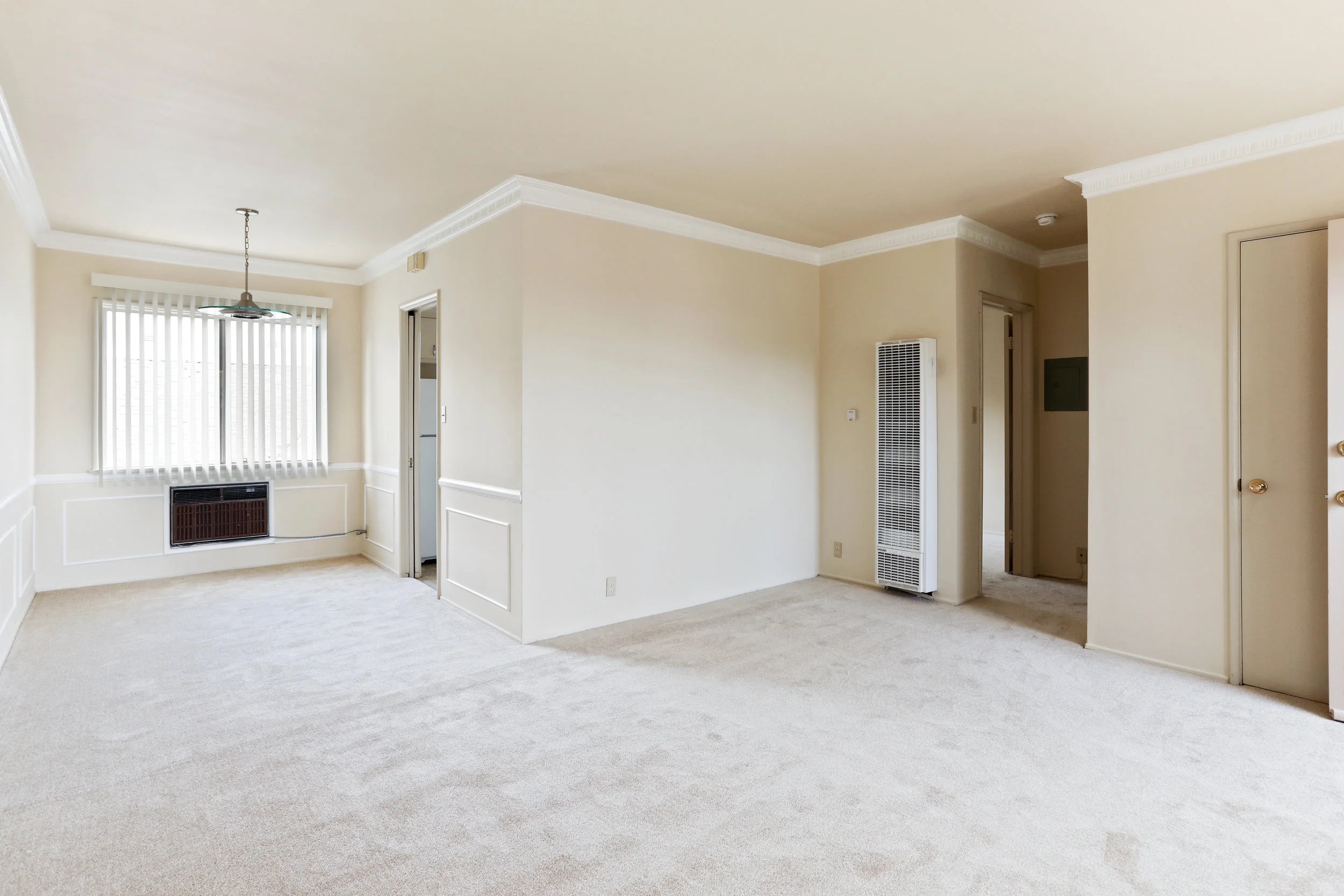 4325 Franklin - virtuallyherestudios.com-1.jpg