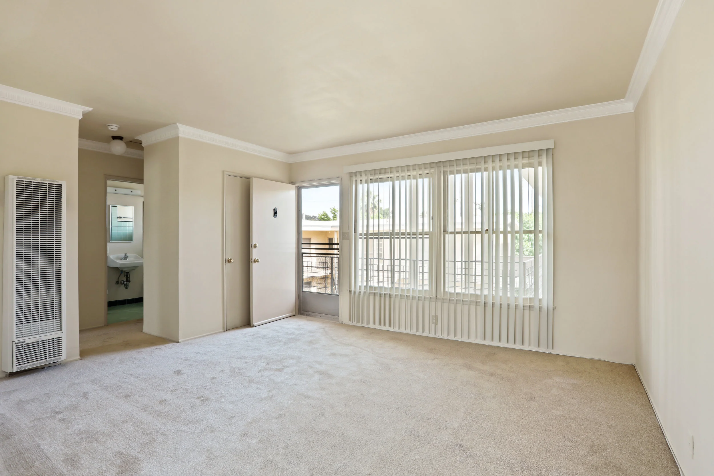 4325 Franklin - virtuallyherestudios.com-17.jpg