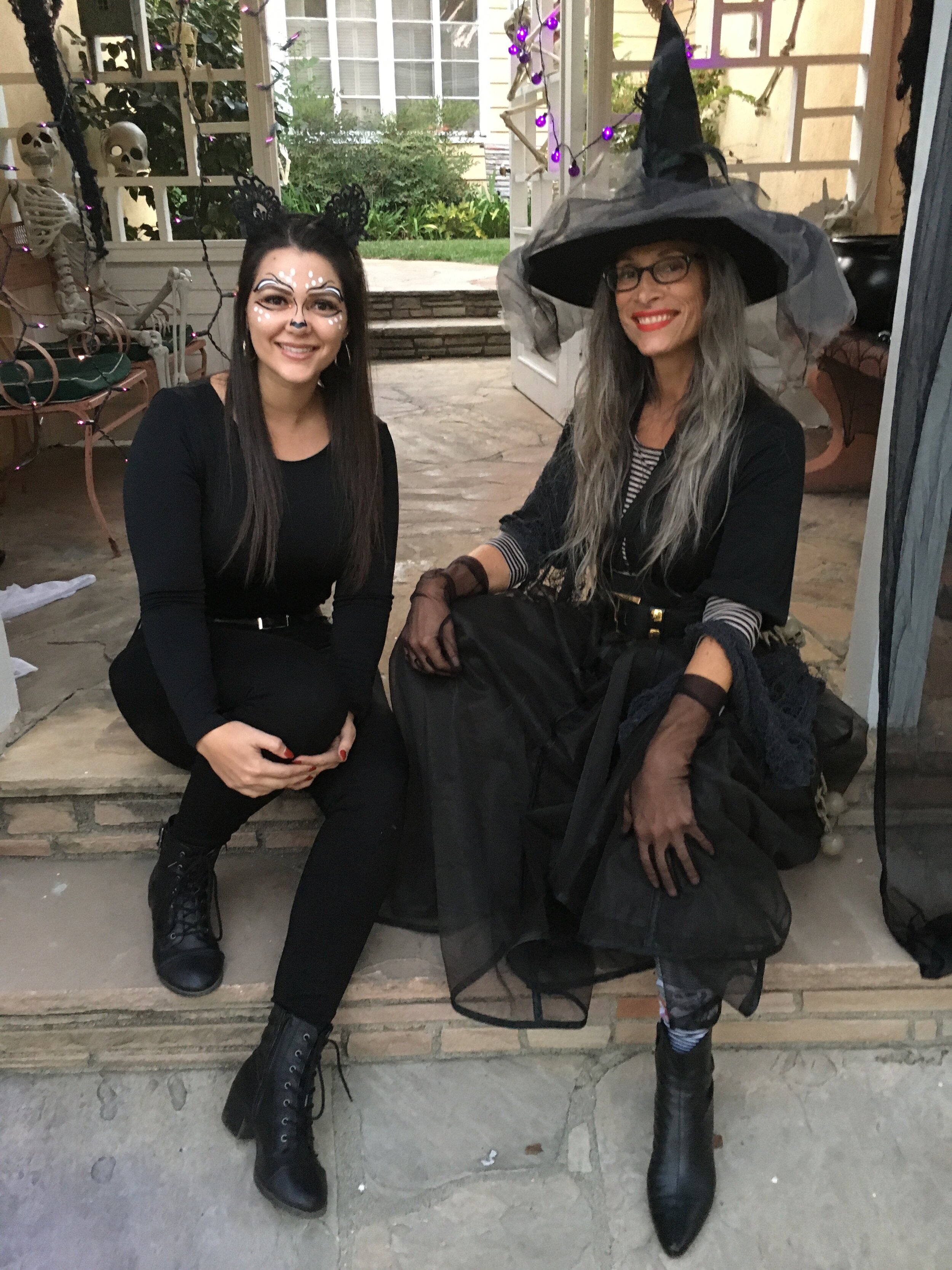Eva & Tierra Halloween 2019.jpg