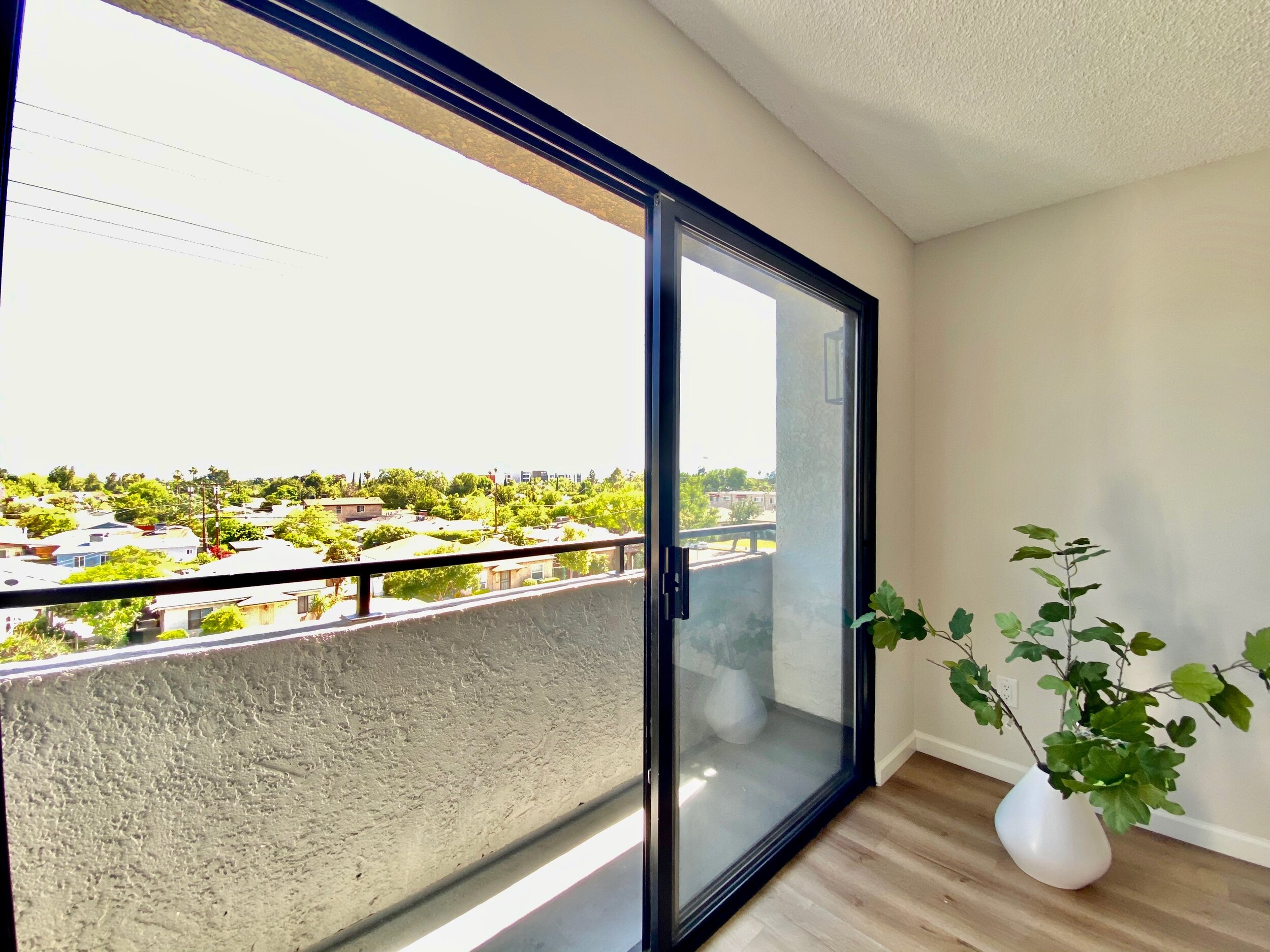 11817 Victory Blvd #302