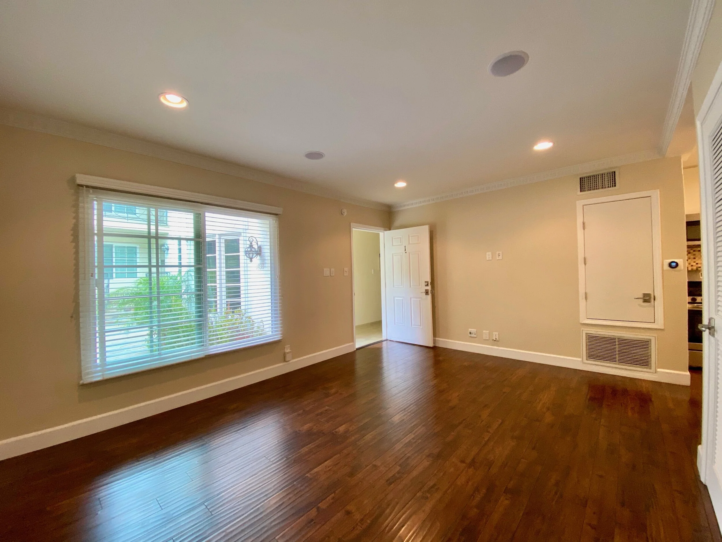 1830 El Cerrito Pl Studio #1S
