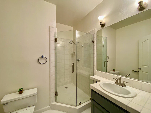 1123 N Flores #2 - 20.jpeg