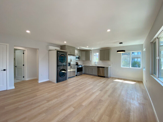 3207 3rd St #8 - 1.jpeg