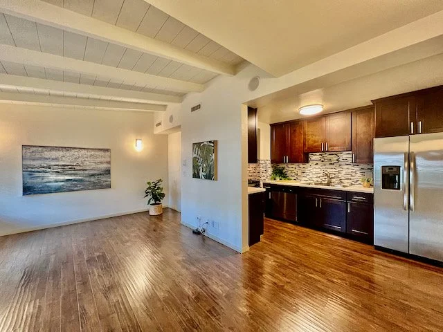 1820 N La Brea Ave #7