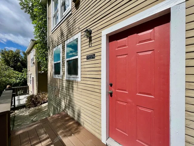 1922 3/4 Preston Ave