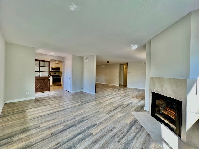 13156 Riverside Dr #6 - 2.jpeg