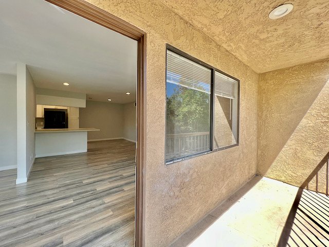 13156 Riverside Dr #6 - 19.jpeg