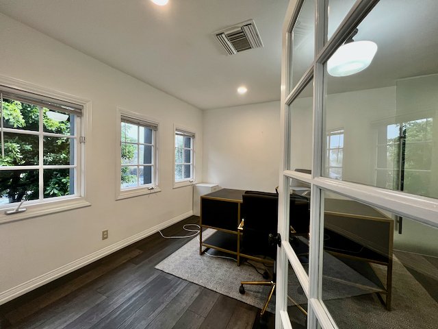 619 S La Brea Furnished - 7.jpeg