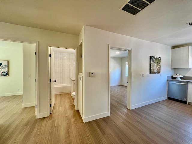 632 1-2 Kingsley Ave - 2.jpeg
