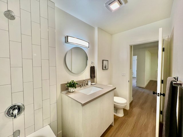 632 1-2 Kingsley Ave - 12.jpeg