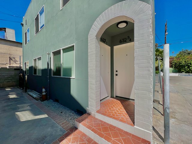 632 1-2 Kingsley Ave - 16.jpeg