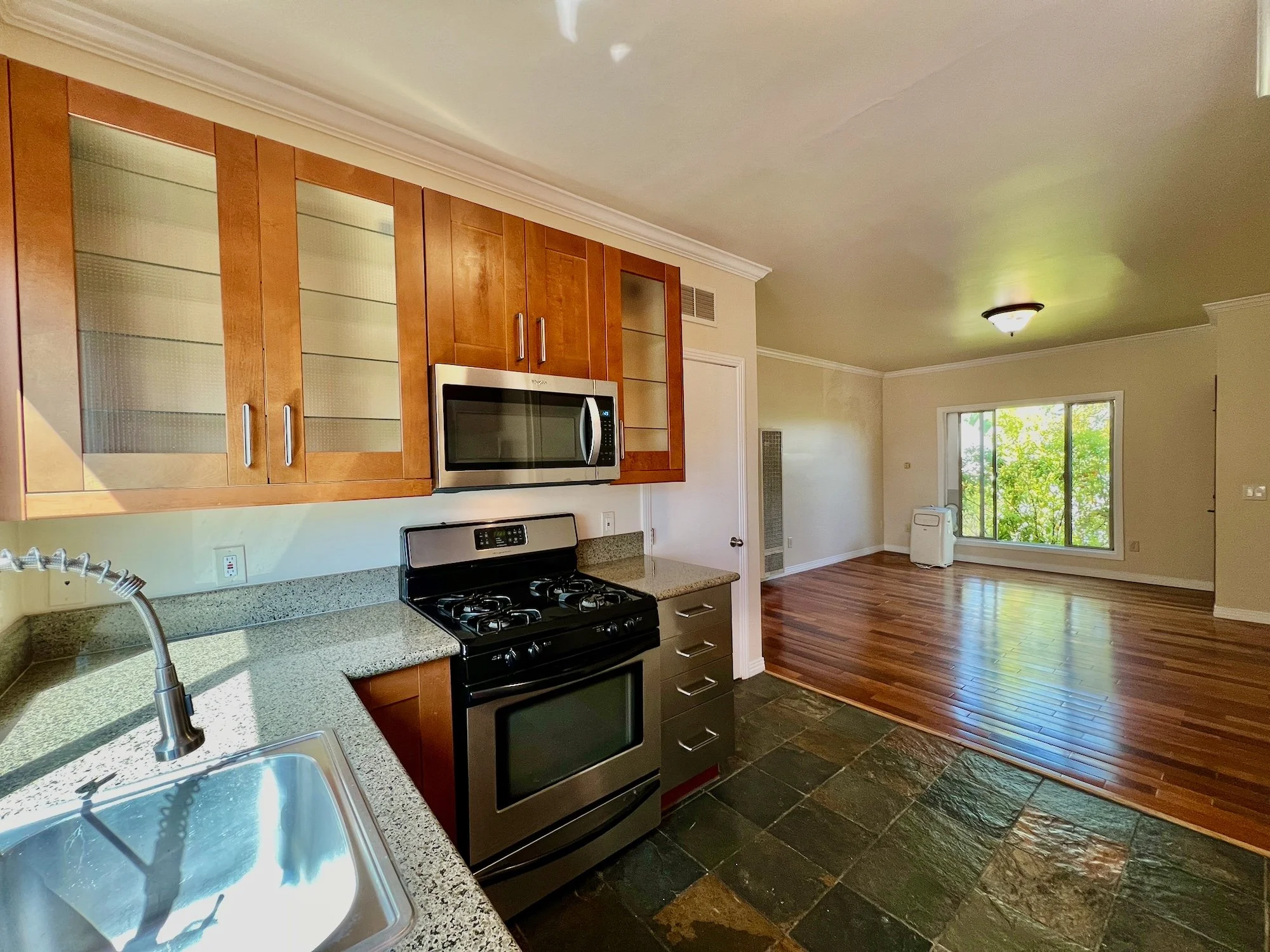3501 Bellevue Ave #3