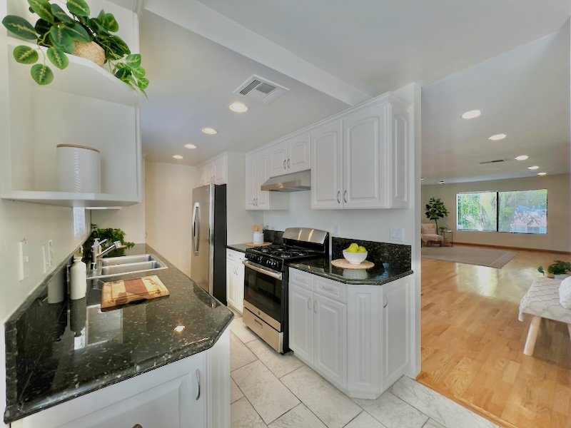 4257 Laurel Canyon Blvd #4 - 7.jpeg