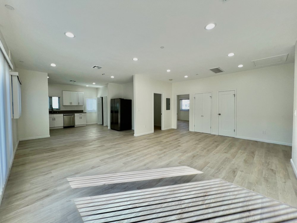 1409 N Hobart Blvd #103 - 2.jpeg