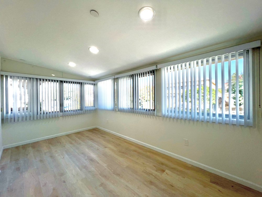 1409 N Hobart Blvd #103 - 17.jpeg
