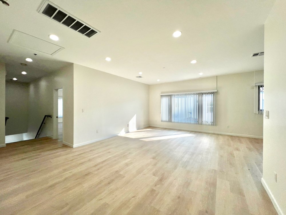 1409 N Hobart Blvd #103 - 21.jpeg