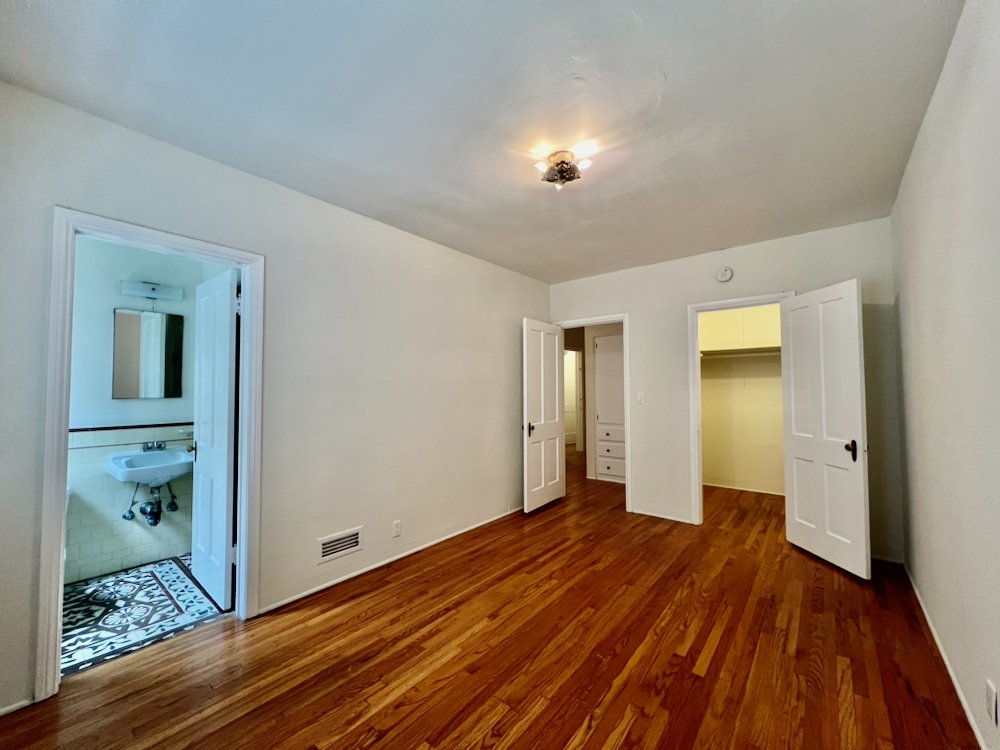 8474 Fountain Ave - 16.jpeg