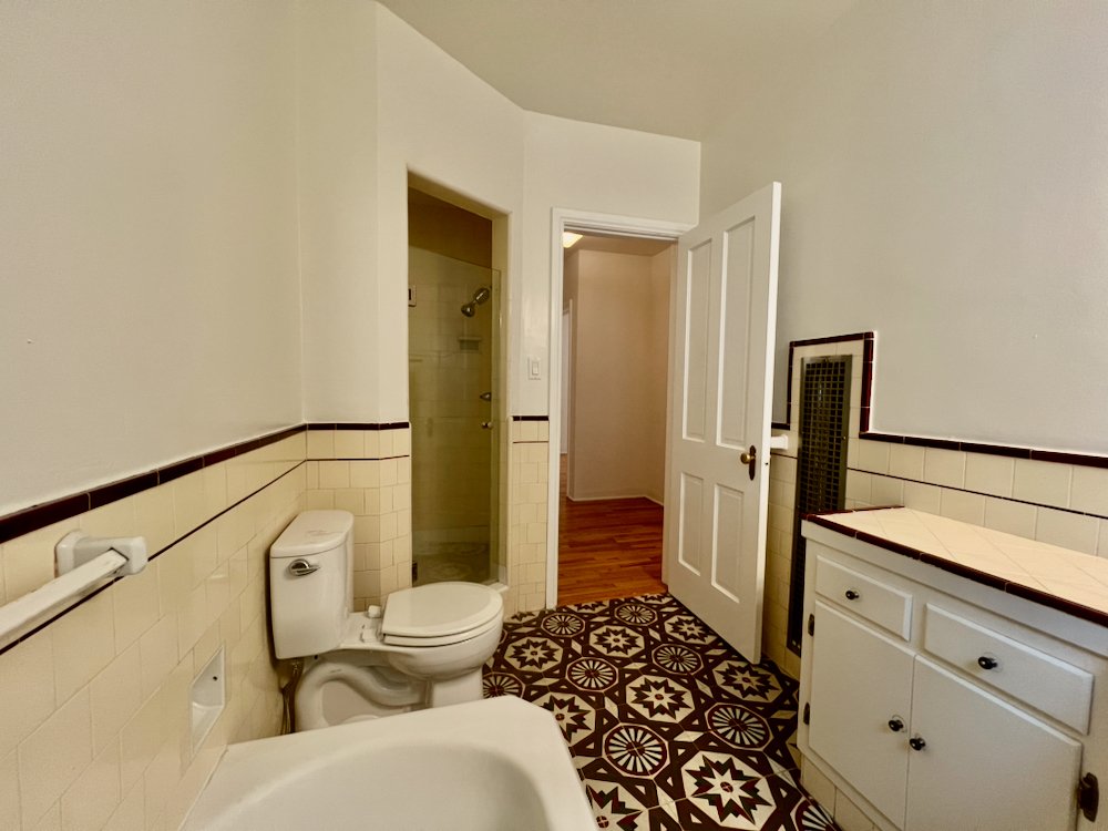 8474 Fountain Ave - 21.jpeg