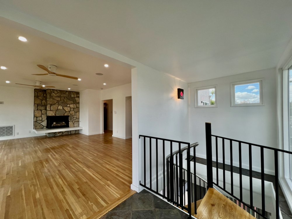 1843 Kilbourn St - 6.jpeg