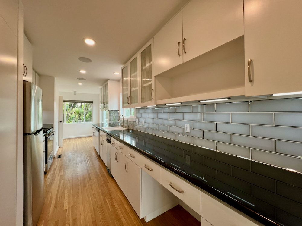 1843 Kilbourn St - 7.jpeg