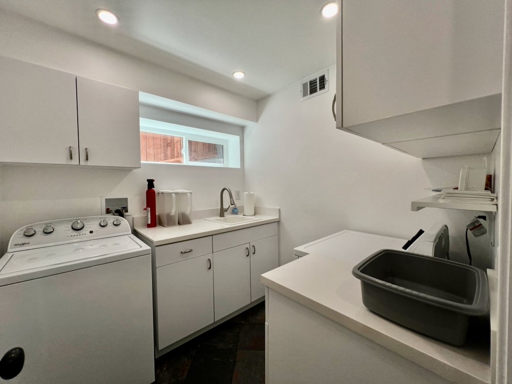 1843 Kilbourn St - 49.jpeg