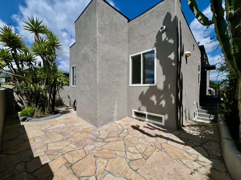 1843 Kilbourn St - 59.jpeg
