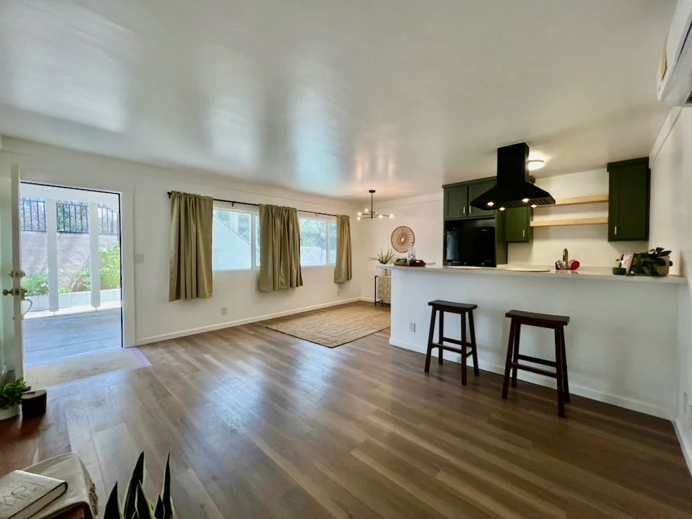 5819 Carlton Way #1 - 2.jpeg