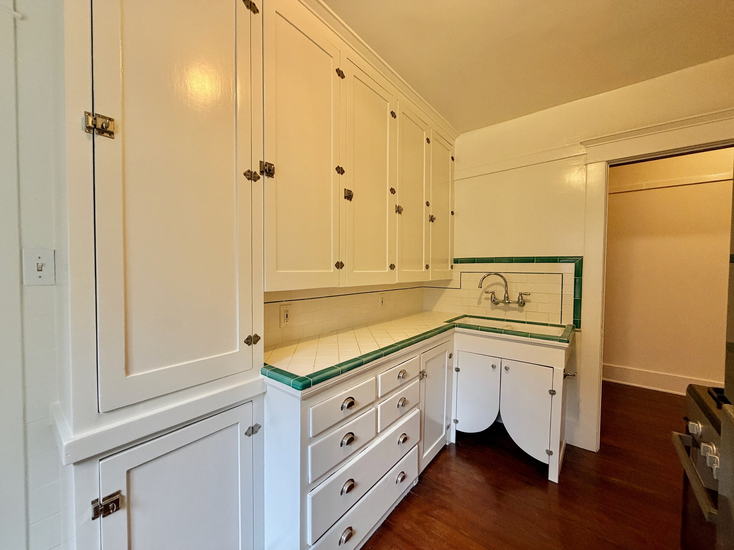 1110 Echo Park Ave - 4.jpeg