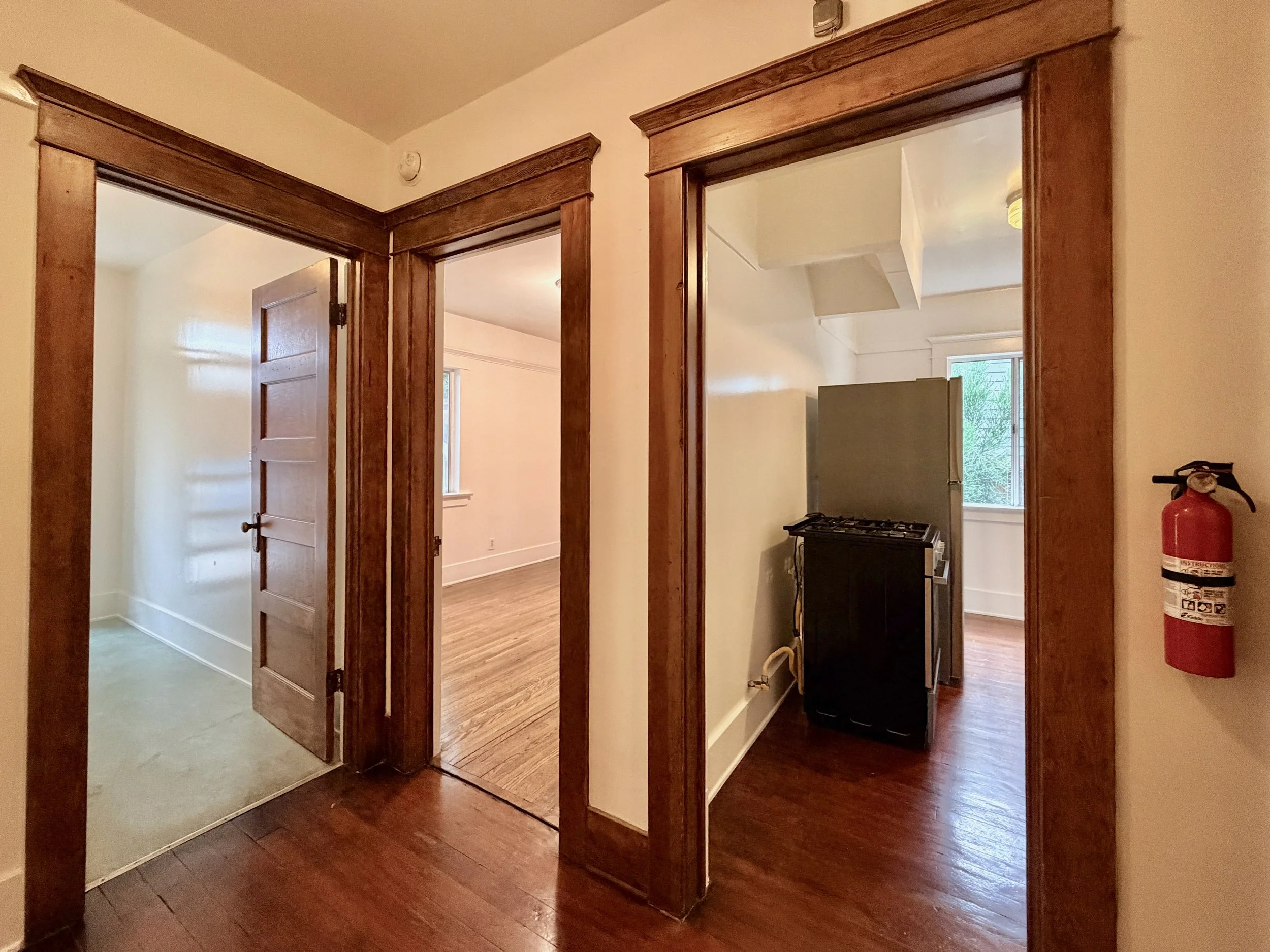 1110 Echo Park Ave - 12.jpeg