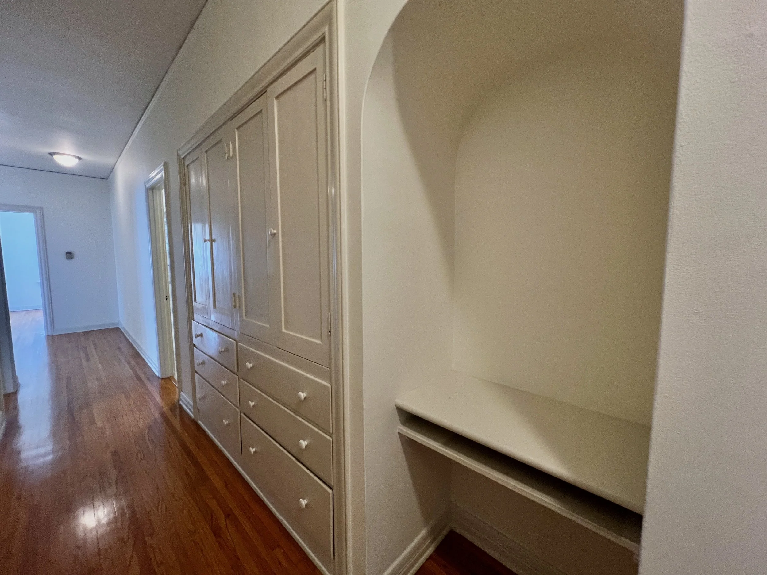 145 N Sycamore Ave - Virtually staged - 9.jpeg