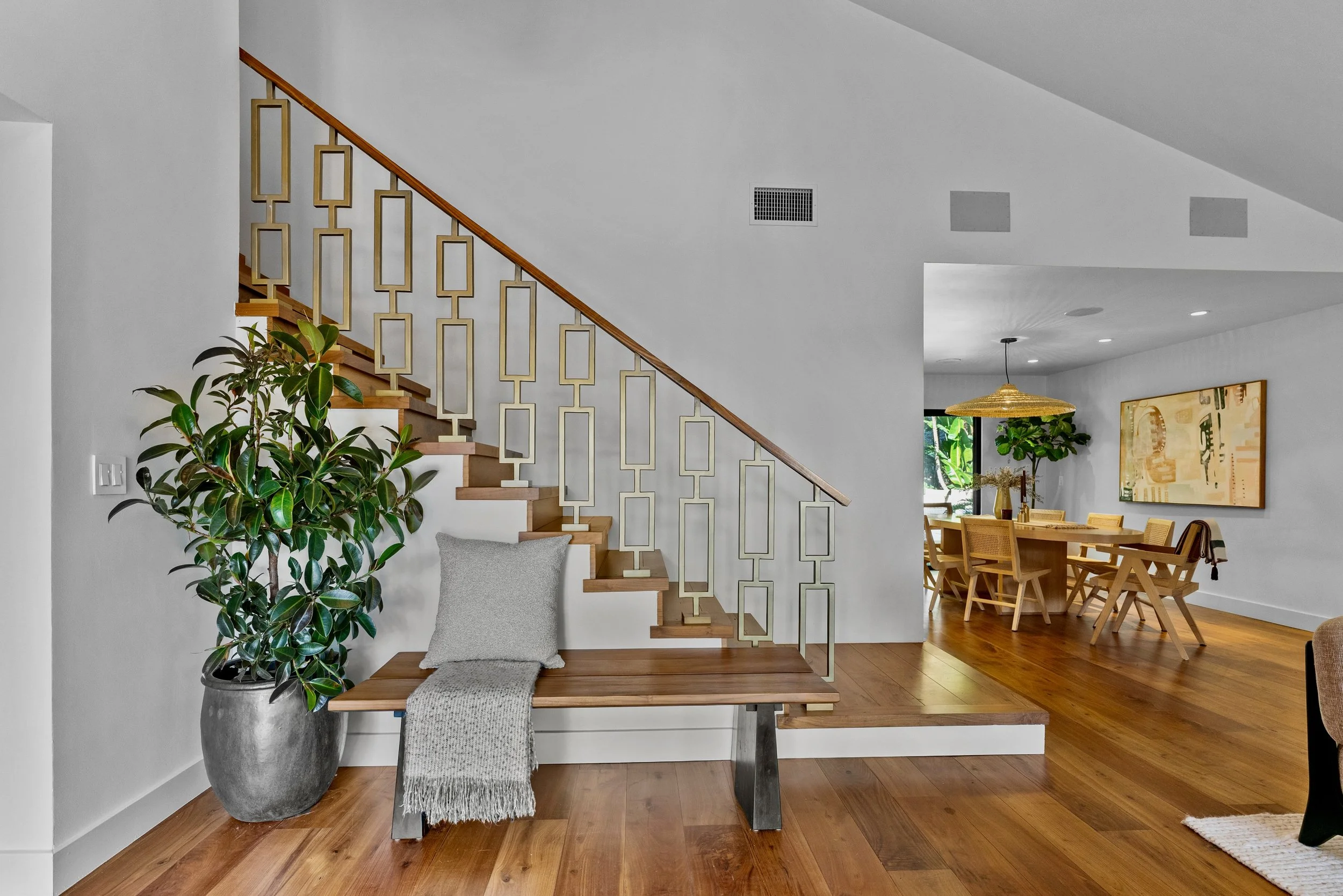 6435 Innsdale Drive  - 5.jpeg