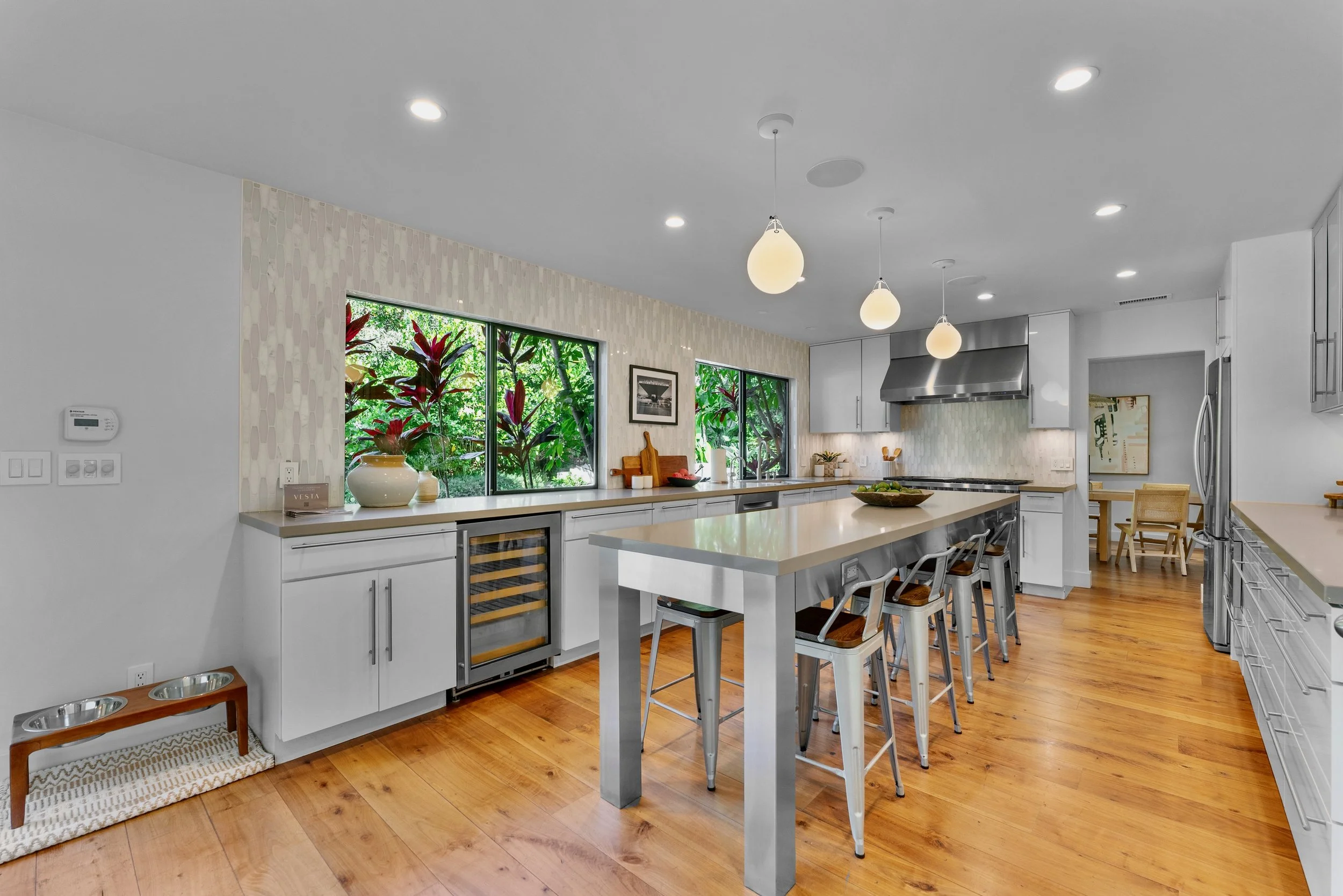 6435 Innsdale Drive  - 10.jpeg